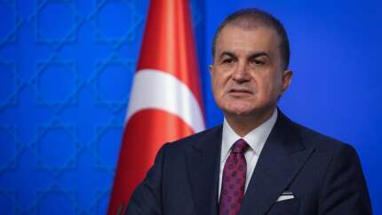 Ömer Çelik'ten ağzı bozuk eylemcilere "Bu haysiyet yoksunlarının davranışı karşılıksız kalmayacaktır" tepkisi