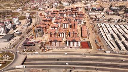 Ebrar Sitesi'nde felaketin yaraları sarıldı, depremzedeler yeni yuvalarına kavuşacak