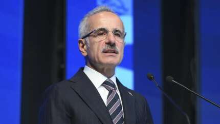 Bakan Uraloğlu: Sosyal medyaya yaş sınırı için çalışmalar hız kazandı