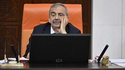 O ayetten çarpıcı örnek! Sırrı Süreyya Önder ağır hastalık geçirdiğini canlı yayında anlatmıştı