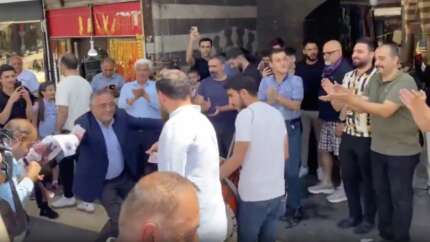 Diyarbakır’da Terörsüz Türkiye coşkusu: Halaylar çekildi, birlik mesajları yükseldi!