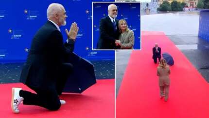 Arnavutluk'ta kırmızı halı şovu: Edi Rama, Meloni’yi diz çökerek karşıladı! Olay sözler
