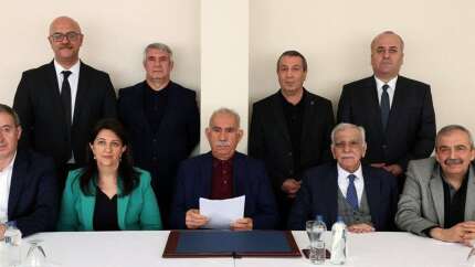 Öcalan’dan kritik mesaj! DEM Parti İmralı'dan çarpıcı mesajlarla döndü!