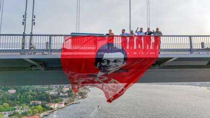 CHP'den 15 Temmuz Şehitler Köprüsü’nde Ekrem İmamoğlu eylemi!