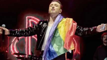 Mabel Matiz'den ODTÜ konserinde olay hareket! LGBT bayrağı açtı: Seviç çığlıkları yankılandı...