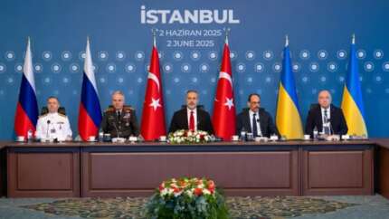 Dünyanın gözü İstanbul'da: Türkiye-Rusya-Ukrayna Zirvesi sona erdi! Hakan Fidan'dan sürdürülebilir barış mesajı