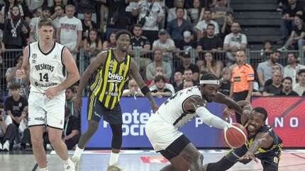 Fenerbahçe Beşiktaş'ı yıktı, şampiyonluk yolunda dev bir adım attı (Beşiktaş Fibabanka 87 - 91 Fenerbahçe Beko | Maçın özeti)