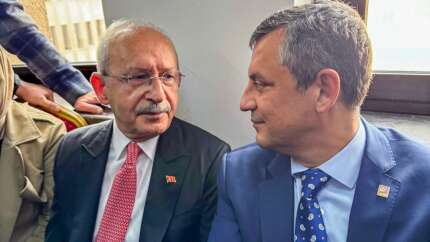 CHP’de kurultay kavgası büyüyor... Özgür Özel’den Kılıçdaroğlu’nun avukatına sert sözler: 10 yıl partiden maaş aldı, şimdi düşmanlık yapıyor!