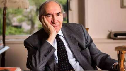 Eski CHP genel başkanı, gazeteci-yazar Altan Öymen 93 yaşında hayatını kaybetti