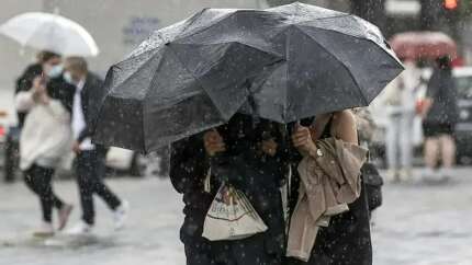 Meteoroloji’den flaş uyarı! İstanbul dahil 4 il için sağanak alarmı verildi