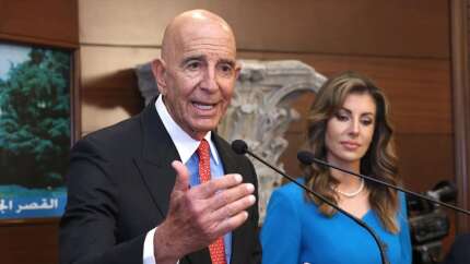 Tom Barrack’tan Lübnanlı gazetecilere hakaret: Hayvanca davranmayın medeni olun!