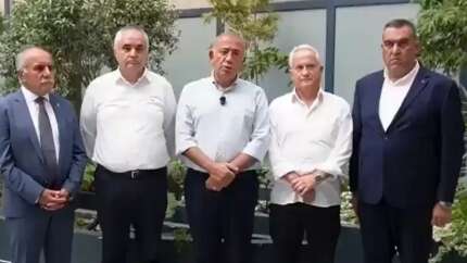 CHP İstanbul’da yeni dönem: Gürsel Tekin ve 4 isimden videolu mesaj “CHP adliye koridorlarına düşmemeliydi"