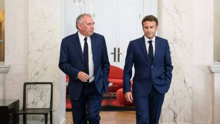 Fransa'da şok! Bayrou güvenoyunu kaybetti, Macron'un üçüncü başbakanı düşürüldü