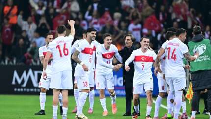 Bizim Çocuklar Gürcistan'a 4 attı, play-off kapısını araladı (Türkiye 4 - 1 Gürcistan | Maçın özeti)