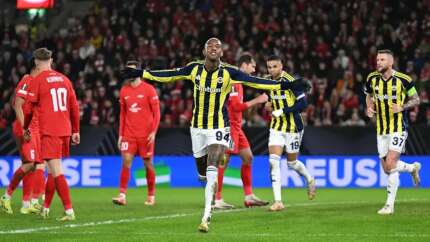 Anderson Talisca hat-trick yaptı, Fenerbahçe Norveç'i 4 golle ısıttı (Brann 0 - 4 Fenerbahçe | Maçın özeti)
