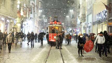 İstanbul'a kar geliyor: Meteoroloji ve AKOM tarih verdi! İstanbul'a kar ne zaman yağacak?