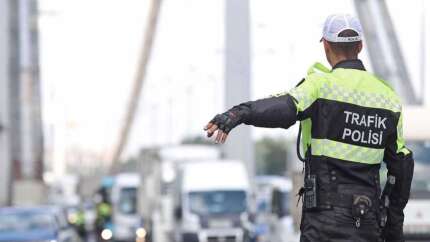 İlk 10 madde Meclis'ten geçti! 2026'nın trafik cezaları belli oldu: Makas atana 90 bin TL ceza