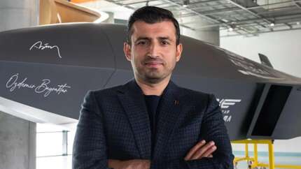 Selçuk Bayraktar'dan çarpıcı kimlik vurgusu: "Biz Selahaddin Eyyubi'nin, Fatih Sultan Mehmet'in ve Eyüp Sultan'ın torunlarıyız"