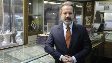 İslam Memiş'ten altın yatırımcısı için altın kural: "Bu yatırımcılar için problem yok"