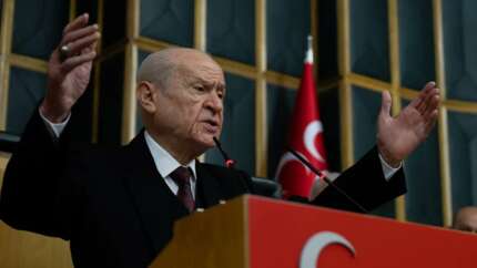Bahçeli'den CHP'nin kürsü işgaline sert tepki! "Antidemokratik ve faşizan muamele kabul edilemez"