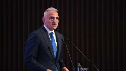 Kurban Bayramı tatili 9 gün mü olacak? Bakan Ersoy merak edilen soruyu cevapladı!