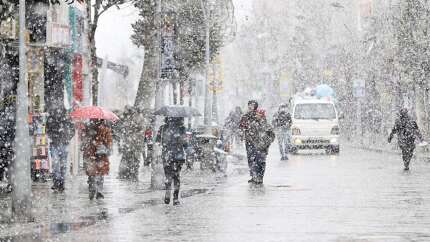 Soğuk hava etkisini artırıyor: 13 ilde kar alarmı