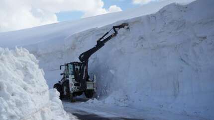 O ilimizde kar kalınlığı 6 metreyi aştı! 45 bin kilometrelik yol temizlendi