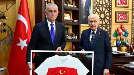 Devlet Bahçeli'den İbrahim Hacıosmanoğlu'na bahis ve şike operasyonu desteği