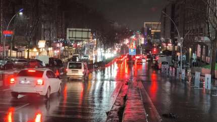 İstanbul'da sağanak etkili oldu! Yağışın etkili olduğu bazı bölgelerde ise trafik yoğunluğu oluştu