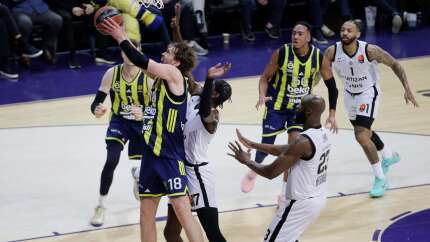 Fenerbahçe Beko'dan Euroleague'de 8'de 8! Evinde Partizan engelini de geçti