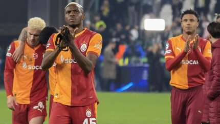 "Bayağı günaha giren olmuştur maçı izlerken, mübarek Ramazan günü insanları ne hale soktu Galatasaray! Futbol kibir kaldırmaz" Nihat Kahveci maç sonu çıldırdı