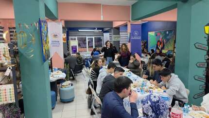 Edirne’de imece usulü iftar: Okul içinde Ramazan bereketi