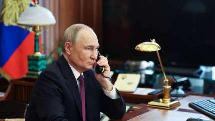 Putin'den Pezeşkiyan'a başsağlığı: "Hamaney seçkin bir devlet adamıydı"