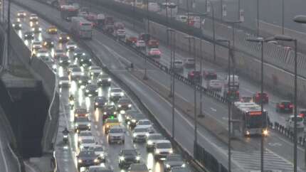 İstanbul'da trafik yoğunluğu %60'ı buldu