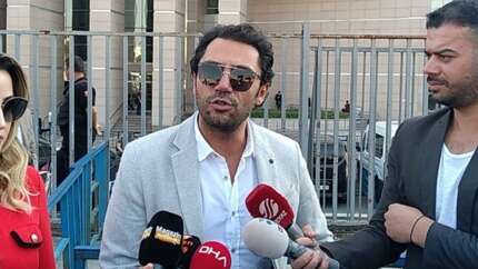 "Kendini atacak biri değil" dedi ama... Şarkıcı Yaşar İpek'ten Erol Köse ile ilgili intihar iddiasını güçlendiren sözler! "Bütün eserlerinin haklarını kızına devretmiş"