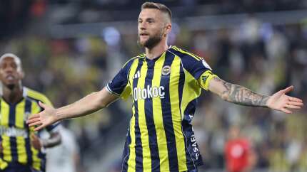 Fenerbahçe'de Milan Skriniar takımla birlikte idmana çıktı