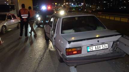 Kırıkkale'de tır ile otomobil çarpıştı: 3 yaralı