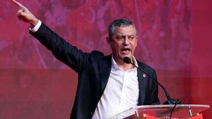 Özgür Özel'in 'ara seçim' dayatması devam ediyor: Hırsızsak cezamızı millet kessin