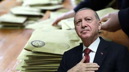 Mart ayı anketinde Erdoğan damgası: Mansur Yavaş, Özgür Özel ve Ekrem İmamoğlu’na fark atıyor!