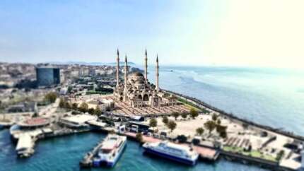 Kadıköy'ün yeni sembolü: Rıhtım Camii'nde Mayıs'ta temel atılıyor! 20 bin kişilik camii için geri sayım...