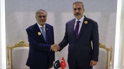 Dışişleri Bakanı Hakan Fidan, Pakistanlı mevkidaşı Dar ile görüştü