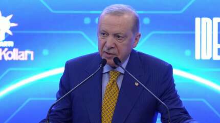 AK Parti Kadın Kolları Programı... Cumhurbaşkanı Erdoğan’dan aile kavramına vurgu: "Aileye saldırı beka meselesidir"