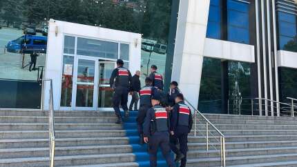 Burdur'da "evleneceğim kadını teslim edin" diyen adam 'saldırırım' diye tehdit etti: Gözaltına alındı