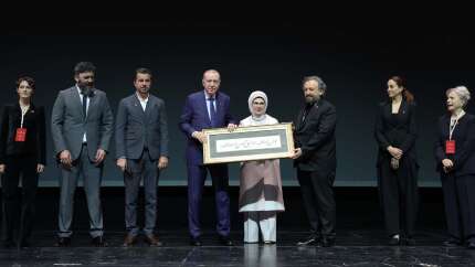 1 Mayıs'ta izleyiciyle buluşacak: Cumhurbaşkanı Recep Tayyip Erdoğan “Bir Adam Yaratmak” film gösterimine katıldı