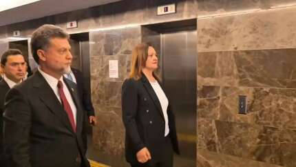 Afyonkarahisar Belediye Başkanı AK Parti'ye geçiyor! Burcu Köksal genel merkezde...
