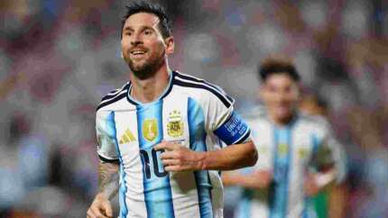 Yaşayan efsane Lionel Messi maça damga vurdu! Arjantin Cezayir'i 3 golle devirdi: Bu adam resmen uzaylı!