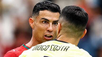 Portekiz'den kötü başlangıç! Ronaldo gol yiyen kaleciyi fırçaladı