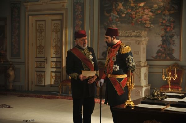 1487347100_Payitaht__Bahad__r_Yeni__ehirlio__lu__B__lent___nal1_