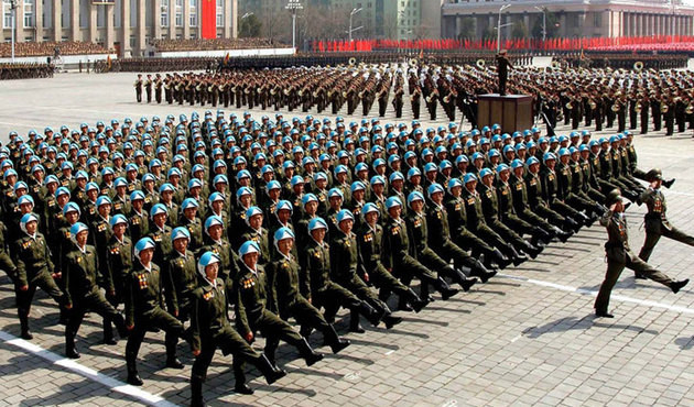 Sirenler &ccedil;aldı, başkent Pyongyang boşaltılıyor