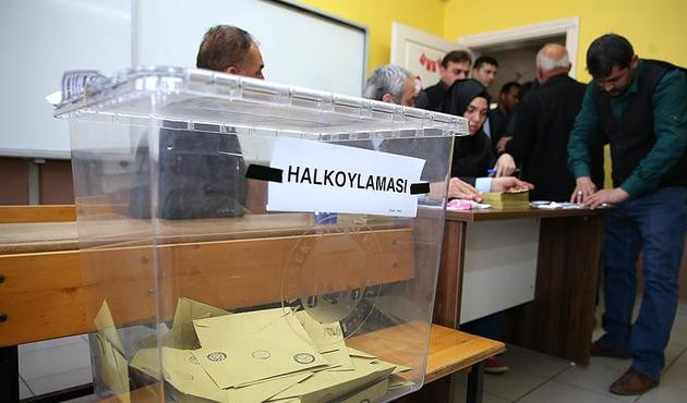 "Her sandıkta siyasi partilerin temsilcileri var. Sayılarda bir ihtilaf yok!"